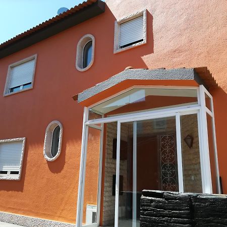 Guincho Wind Factory Guest House กาชไกช์ ภายนอก รูปภาพ