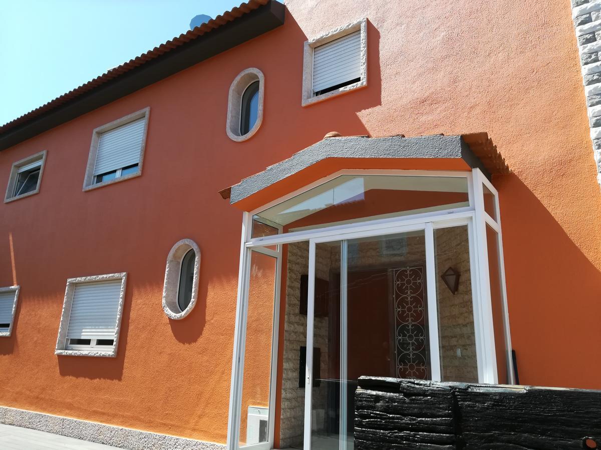 Guincho Wind Factory Guest House กาชไกช์ ภายนอก รูปภาพ